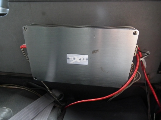 ขายรถตู้หัวจรวจ12ที่นั่งบางๆมือเดียวพร้อมใช้2500cc.