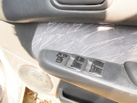 ขายรถ โตโยต้าไฮทอร์ค ปี2001 +มี เบรค ABS+แอร์แบ็ค เครื่อง4Aแนน่ๆ+แก็สLPG 48,000บ.T.092-9351644