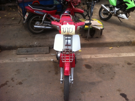 ขาย Honda Dream สภาพพร้อมใช้ มีทะเบียนพร้อมชุดโอน สนใจติดต่อ 084-8358427