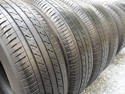 ขายยาง DUNLOP SP LT37 ปี0913(1ชุด) 215-65-16 ราคา 5,000 ขายยาง DUNLOP SP LT37 ปี0913(1ชุด) 215-65-16 ราคา 5,000