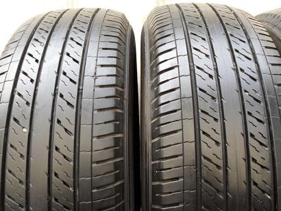 ขายยาง DUNLOP SP LT37 ปี0913(1ชุด) 215-65-16 ราคา 5,000