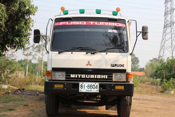 ขายด่วน รถบรรทุกสิบล้อ MITSUBISHI FN527M TD-2582 ขายด่วน รถบรรทุกสิบล้อ MITSUBISHI FN527M TD-2582