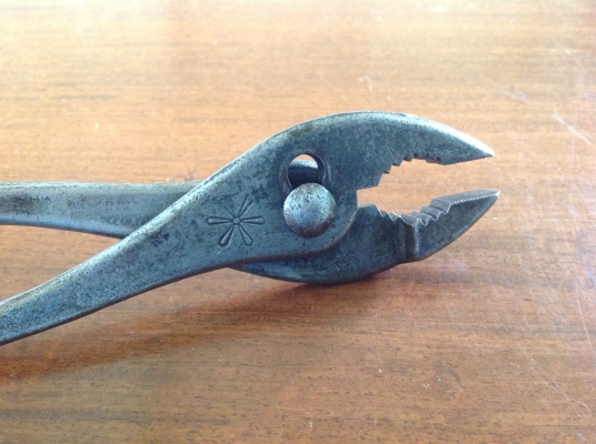 ขายคีมเอนกประสงค์ ขายคีมเอนกประสงค์