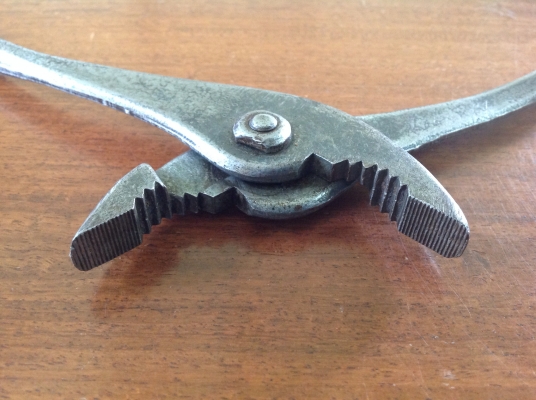 ขายคีมเอนกประสงค์ ขายคีมเอนกประสงค์