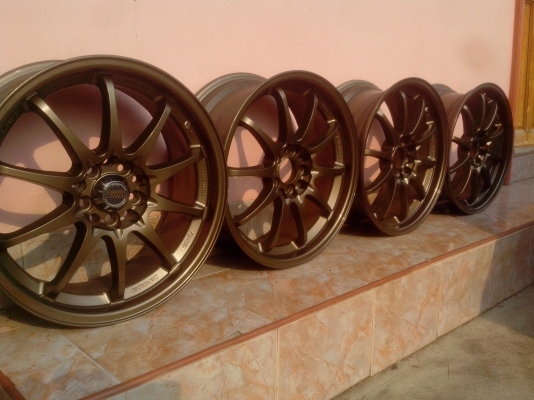 ขายce28 17/5/114.3/100et38กว้าง7มือสอง ทำสีมาสวยๆ ขายce28 17/5/114.3/100et38กว้าง7มือสอง ทำสีมาสวยๆ