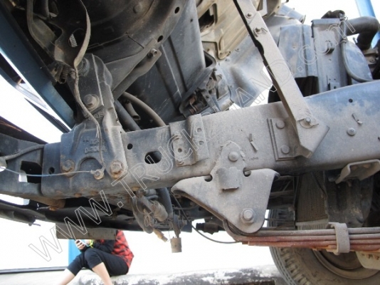 ขายยกชุด3 คันรถบรรทุก 6 ล้อ ยี่ห้อ ISUZU รุ่นNPR 115 แรงม้า (2คัน) รถกระบะ ยี่ห้อ MITSUBISHI รุ่นSTRADA(1คัน)