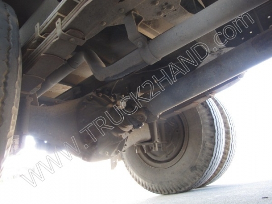 ขายยกชุด3 คันรถบรรทุก 6 ล้อ ยี่ห้อ ISUZU รุ่นNPR 115 แรงม้า (2คัน) รถกระบะ ยี่ห้อ MITSUBISHI รุ่นSTRADA(1คัน)