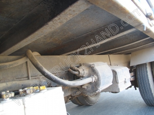 ขายยกชุด3 คันรถบรรทุก 6 ล้อ ยี่ห้อ ISUZU รุ่นNPR 115 แรงม้า (2คัน) รถกระบะ ยี่ห้อ MITSUBISHI รุ่นSTRADA(1คัน)