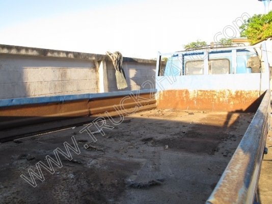 ขายยกชุด3 คันรถบรรทุก 6 ล้อ ยี่ห้อ ISUZU รุ่นNPR 115 แรงม้า (2คัน) รถกระบะ ยี่ห้อ MITSUBISHI รุ่นSTRADA(1คัน)