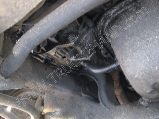 ขายยกชุด3 คันรถบรรทุก 6 ล้อ ยี่ห้อ ISUZU รุ่นNPR 115 แรงม้า (2คัน) รถกระบะ ยี่ห้อ MITSUBISHI รุ่นSTRADA(1คัน)