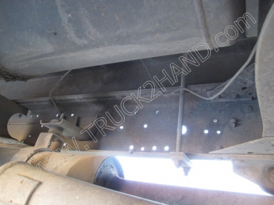 ขายยกชุด3 คันรถบรรทุก 6 ล้อ ยี่ห้อ ISUZU รุ่นNPR 115 แรงม้า (2คัน) รถกระบะ ยี่ห้อ MITSUBISHI รุ่นSTRADA(1คัน)