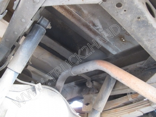 ขายยกชุด3 คันรถบรรทุก 6 ล้อ ยี่ห้อ ISUZU รุ่นNPR 115 แรงม้า (2คัน) รถกระบะ ยี่ห้อ MITSUBISHI รุ่นSTRADA(1คัน)