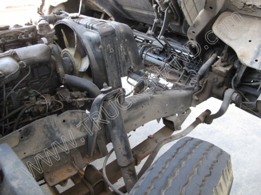 ขายยกชุด3 คันรถบรรทุก 6 ล้อ ยี่ห้อ ISUZU รุ่นNPR 115 แรงม้า (2คัน) รถกระบะ ยี่ห้อ MITSUBISHI รุ่นSTRADA(1คัน)