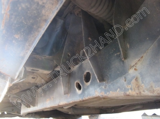 ขายยกชุด3 คันรถบรรทุก 6 ล้อ ยี่ห้อ ISUZU รุ่นNPR 115 แรงม้า (2คัน) รถกระบะ ยี่ห้อ MITSUBISHI รุ่นSTRADA(1คัน)