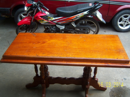 โต๊ะไม้มะค่า กว้าง 55 ซ ยาว 128 สูง 70ซ.ม