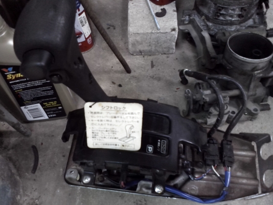 เกียร์ออโตร์นิสสันb14-15ปี2000เครื่องยกลง ขายกันถูกฯไปเลย 3500 บาท