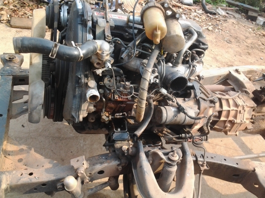 TOYOTA  2L ซากไมตี้ LN90 มีเครื่อง เกียร คัชีงามเดิม ยางสวย โนบุค แยกขายก็ขายครับ