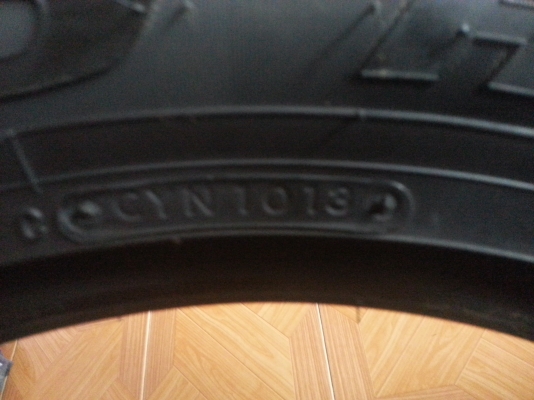 มาใหม่อีก 1 ชุด 235/55/18 ปี 13 มี 5 เส้นเหมือนกัน มาใหม่อีก 1 ชุด 235/55/18 ปี 13 มี 5 เส้นเหมือนกัน