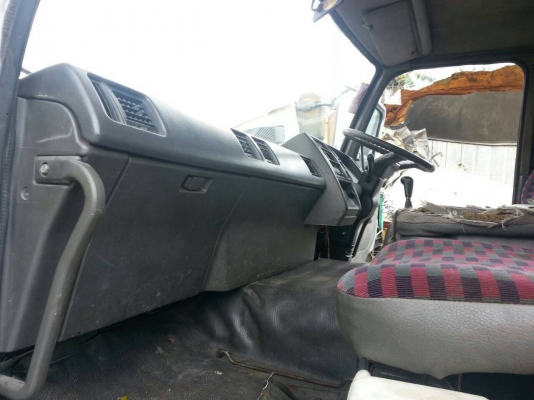 ขาย Isuzu Dega ปี 95 พื้นเรียบ เครื่อง 200 HP พร้อมใช้