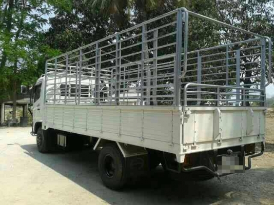 รถฮีโน่ 6 ล้อ รั้ว ( ไม่ดั้ม ) 150 แรงม้า. ปี 52 สนใจติดต่อ 081 - 6079515 รถฮีโน่ 6 ล้อ รั้ว ( ไม่ดั้ม ) 150 แรงม้า. ปี 52 สนใจติดต่อ 081 - 6079515