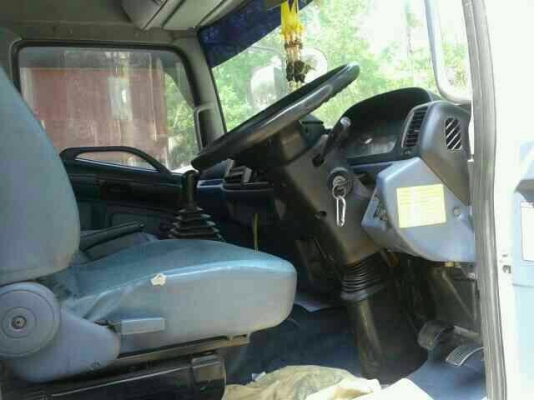 รถฮีโน่ 6 ล้อ รั้ว ( ไม่ดั้ม ) 150 แรงม้า. ปี 52 สนใจติดต่อ 081 - 6079515 รถฮีโน่ 6 ล้อ รั้ว ( ไม่ดั้ม ) 150 แรงม้า. ปี 52 สนใจติดต่อ 081 - 6079515