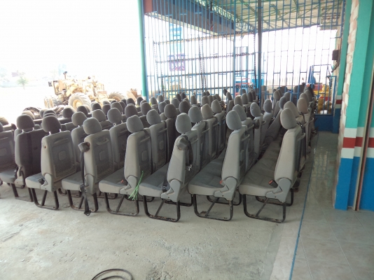 ขายล้างสต็อก!!เบาะรถตู้ราคาถูกๆ ((หมดแล้วคับ))