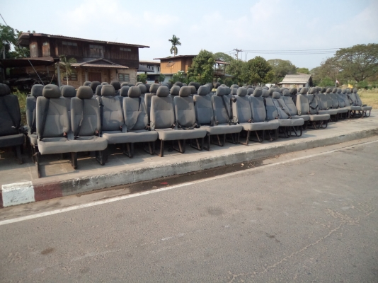 ขายล้างสต็อก!!เบาะรถตู้ราคาถูกๆ ((หมดแล้วคับ))