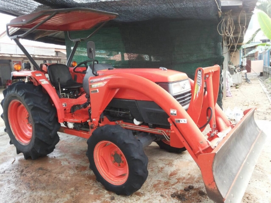 ปัญญาแทรคเตอร์มาแล้ว...นางฟ้า ครับ คูโบต้า L4508 DI ทำงานเพียง 1078 ชม. พร้อม ใบมีดคานบนรุ่นใหม่ SD180 รถไร่คับผม