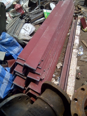 ขาย...เหล็กฉาก4นิ้ว สวยๆ ขาย...เหล็กฉาก4นิ้ว สวยๆ