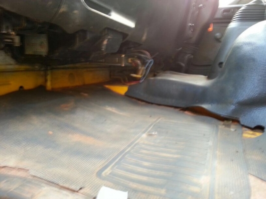 รถอีซูซุ 6 ล้อ FTR 200 แรงม้า ปี 48 ( ขายหัว คัชซี ) ( มีขาย 4 คัน ) สนใจติดต่อ 081 - 6079515 รถอีซูซุ 6 ล้อ FTR 200 แรงม้า ปี 48 ( ขายหัว คัชซี ) ( มีขาย 4 คัน ) สนใจติดต่อ 081 - 6079515