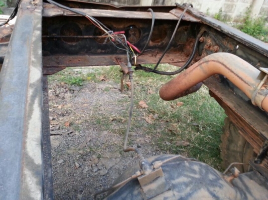 รถอีซูซุ 6 ล้อ FTR 200 แรงม้า ปี 48 ( ขายหัว คัชซี ) ( มีขาย 4 คัน ) สนใจติดต่อ 081 - 6079515 รถอีซูซุ 6 ล้อ FTR 200 แรงม้า ปี 48 ( ขายหัว คัชซี ) ( มีขาย 4 คัน ) สนใจติดต่อ 081 - 6079515