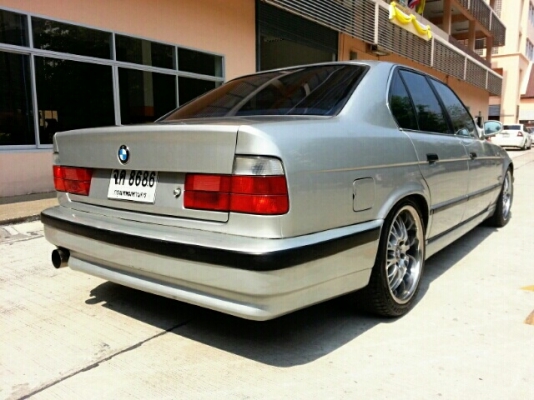 ขายE34 BIHNOHG เครื่อง 2J-GEติด LPG แม็ก18แท้ ชุดแต่งAPELNA ไฟท้ายขาวแดง เจ้าของขายเอง