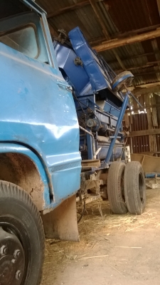 6 ล้อเล็ก ISUZU 74 แรง เหมาะทำอีแต๋นก็ได้ครับ