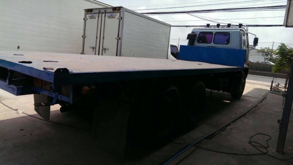 ขายรถ 10 ล้อ พื้นเรียบเพลาเดียว ISUZU 175 วางเครื่อง 195 รถสวย ราคา 650000