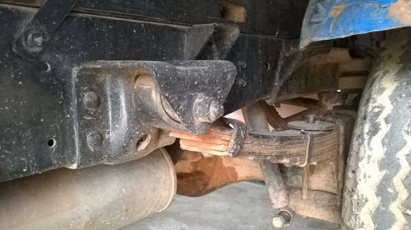 ขายรถบรรทุก 4 ล้อ ISUZU TLD 85 แรงม้า คัสซีสวยตลอดเส้น เครื่องแน่นไม่มีไอ แปลงเกียร์สั้นเรียบร้อย เอกสารทะเบียนพร้อมโอน ราคาต่อรองได้