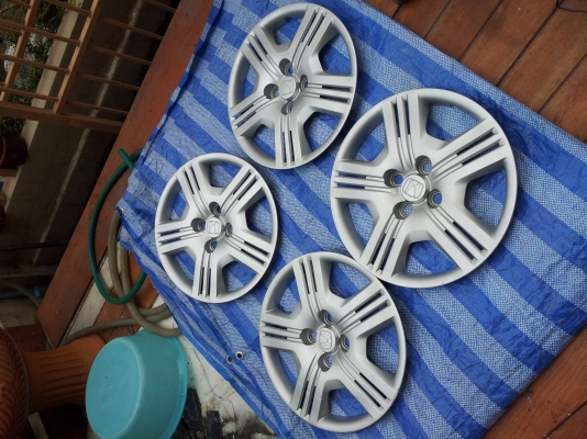 ขายล้อกระทะ JAZZ 4/100 ขอบ15 พร้อมยางและฝาตบ ขายแล้วคับ