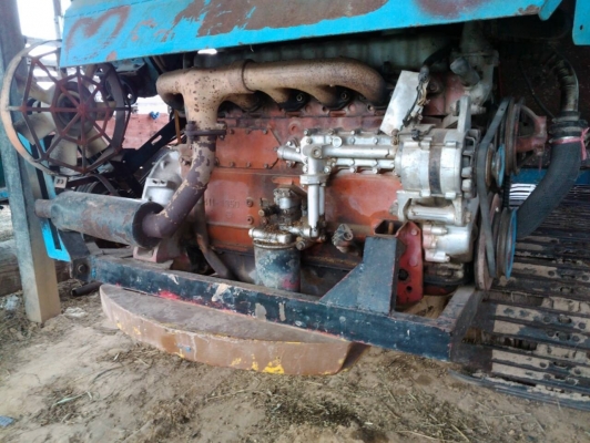 ขายรถเกี่ยวข้าวเครื่องEH700แรงดี ปั้มดี พร้อมใช้งาน แทร็คสวยๆมีออยคูลเลอร์ หม้อนน้ำใหญ่