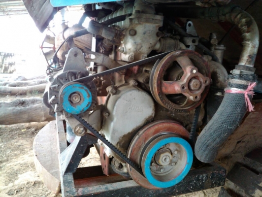 ขายรถเกี่ยวข้าวเครื่องEH700แรงดี ปั้มดี พร้อมใช้งาน แทร็คสวยๆมีออยคูลเลอร์ หม้อนน้ำใหญ่