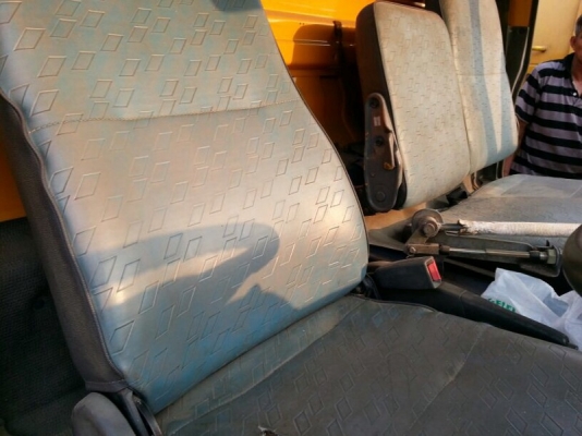 รถอีซูซุ 6 ล้อ 130 แรงม้า. ปี 48. ( ขายหัว คัชซี ) ( มีขาย 2 คัน ) ( รถวิ่ง 84,xxx กม. ) สนใจติดต่อ 081 - 6079515 รถอีซูซุ 6 ล้อ 130 แรงม้า. ปี 48. ( ขายหัว คัชซี ) ( มีขาย 2 คัน ) ( รถวิ่ง 84,xxx กม. ) สนใจติดต่อ 081 - 6079515