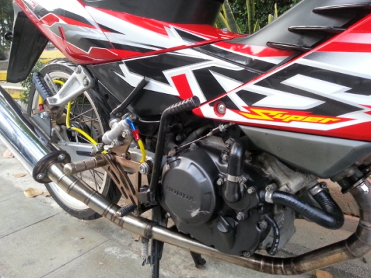 โซนิค ตัวใหม่แท้ มือแรก เครื่องเดิมแน่น ไม่มีควันขาว เดินดี  ** 18,800.- ** ราคานี้ ต่อรอง ได้แน่นอน  สนใจ   0 9 3 - 9  4  8 - 8 7 9 8