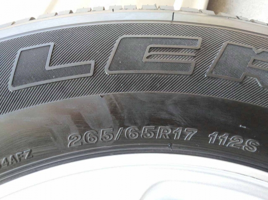 ขายล้อแม็กพร้อมยางป้ายแดง Fortuner และ Vigo ปี 14 ขอบ 17 ขายล้อแม็กพร้อมยางป้ายแดง Fortuner และ Vigo ปี 14 ขอบ 17