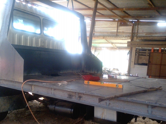 เทลเลอร์ ขึ้น  200  รถเกี่ยวข้าว สั่งได้เลย 092 4251789