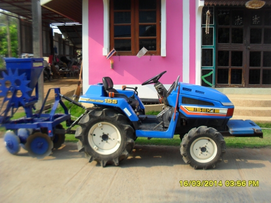 ขายรถไถเล็ก อิซากิ 15.5 4WD พร้อมผานพรวน 8 ใบ 160,000 บาท เก่านอกไม่เคยใช้งานในไทย
