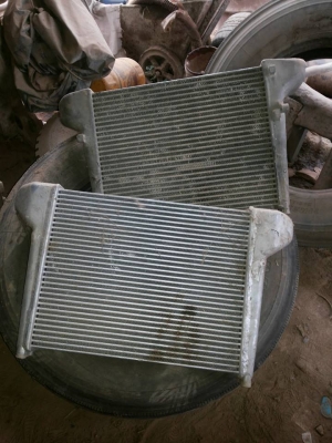 -ขายอินเตอร์ คูลเลอร์ 2ตัว ของ 320 (P11)
