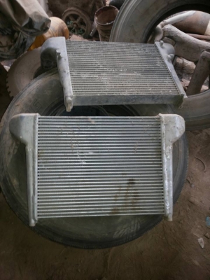 -ขายอินเตอร์ คูลเลอร์ 2ตัว ของ 320 (P11)
