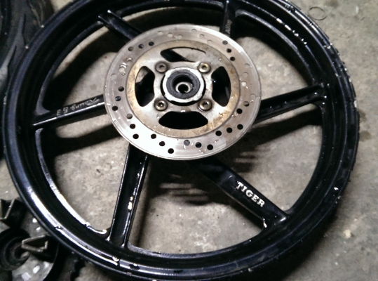 ขายอะไหล่ฯ ชุดช่วงหน้า VR. + พักเท้า ,ชุดคลาส GTO.และ ล้อแม็ก หน้าหลัง Tiger