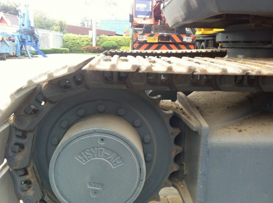 รถแมคโค Komatsu PC120-3 มีไลน์หัวเจาะ