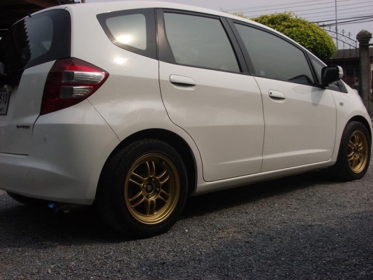 ขายแจ๊ส แต่งสวย฿ประหยัด ติดแก๊ส LPG ระบบหัวฉีด 375,000-