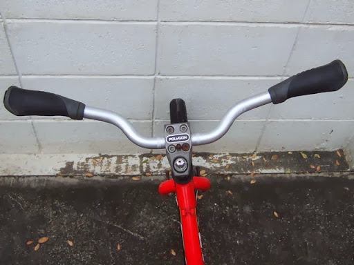 ขออนุญาตตั้งกระทู้ขาย จักรยาน LA bicycle สีแดงแป๊ด ขออนุญาตตั้งกระทู้ขาย จักรยาน LA bicycle สีแดงแป๊ด