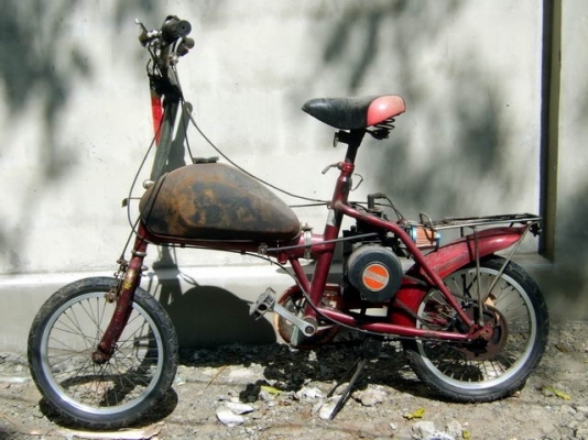 ลูกแก้วอาโปธาตุ หลวงปู่สรวง เทวดาเล่นดิน ครับ